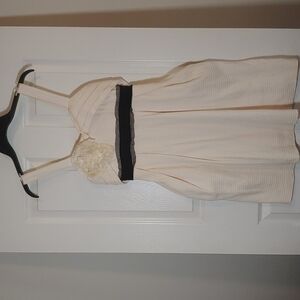 Deletta Cream Dress With Pockets! Size XS